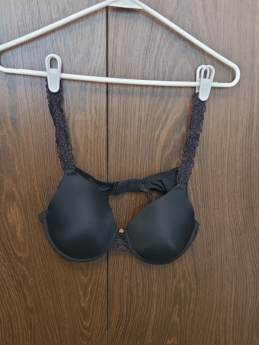Natori Black Lace-Trim Molded Push-Up Bra